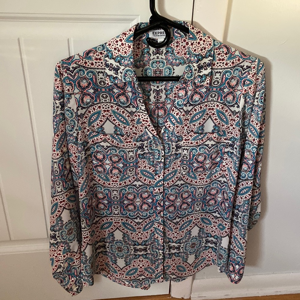 Express, long sleeve Portofino shirt. Excellent condition.